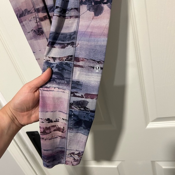 Lululemon Fast & Free Leggings Sz 6 - Picture 4 of 8
